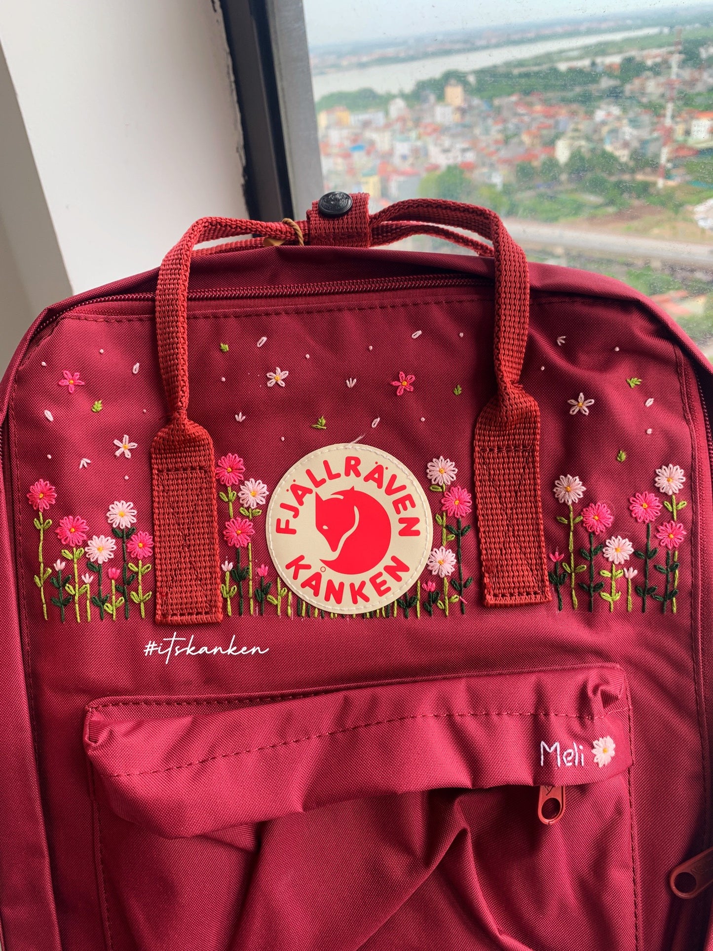 Personalized Flower Hand Embroidery, Kanken Bag Embroidered with Colorful Flowers, Customized Daisy Flower Garden Sewing Pattern